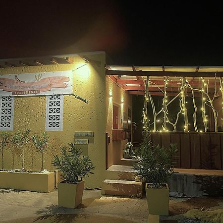 The Dive Hut - Boutique Apartments Playa Exterior photo