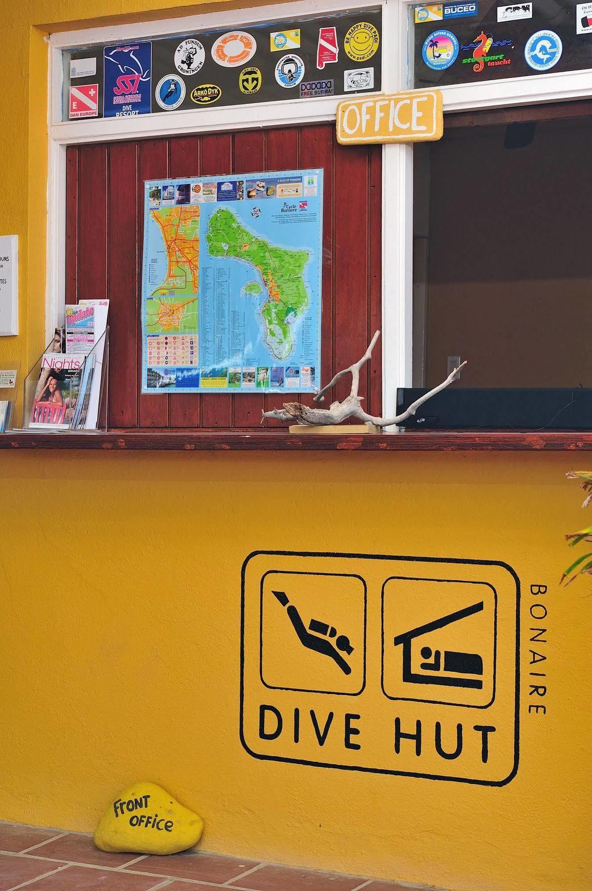The Dive Hut - Boutique Apartments Playa Exterior photo
