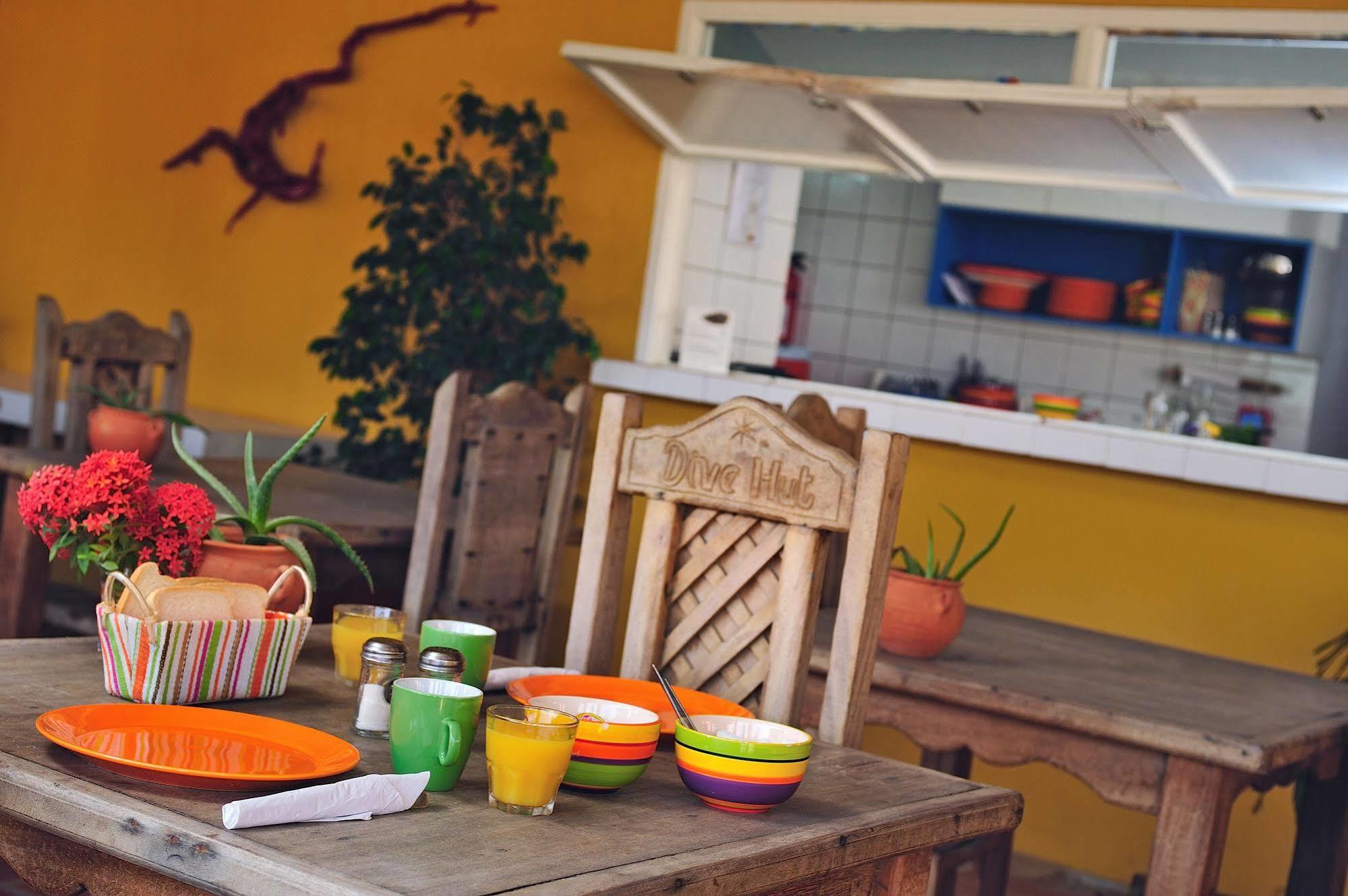 The Dive Hut - Boutique Apartments Playa Exterior photo